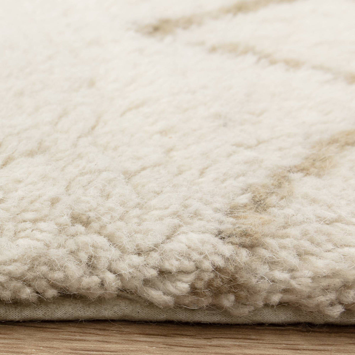 Azera Berber Crosshatch