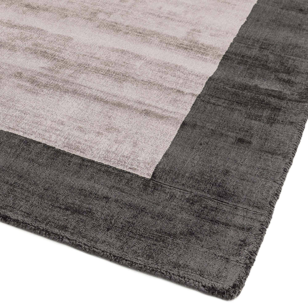Blade Border Charcoal/Silver