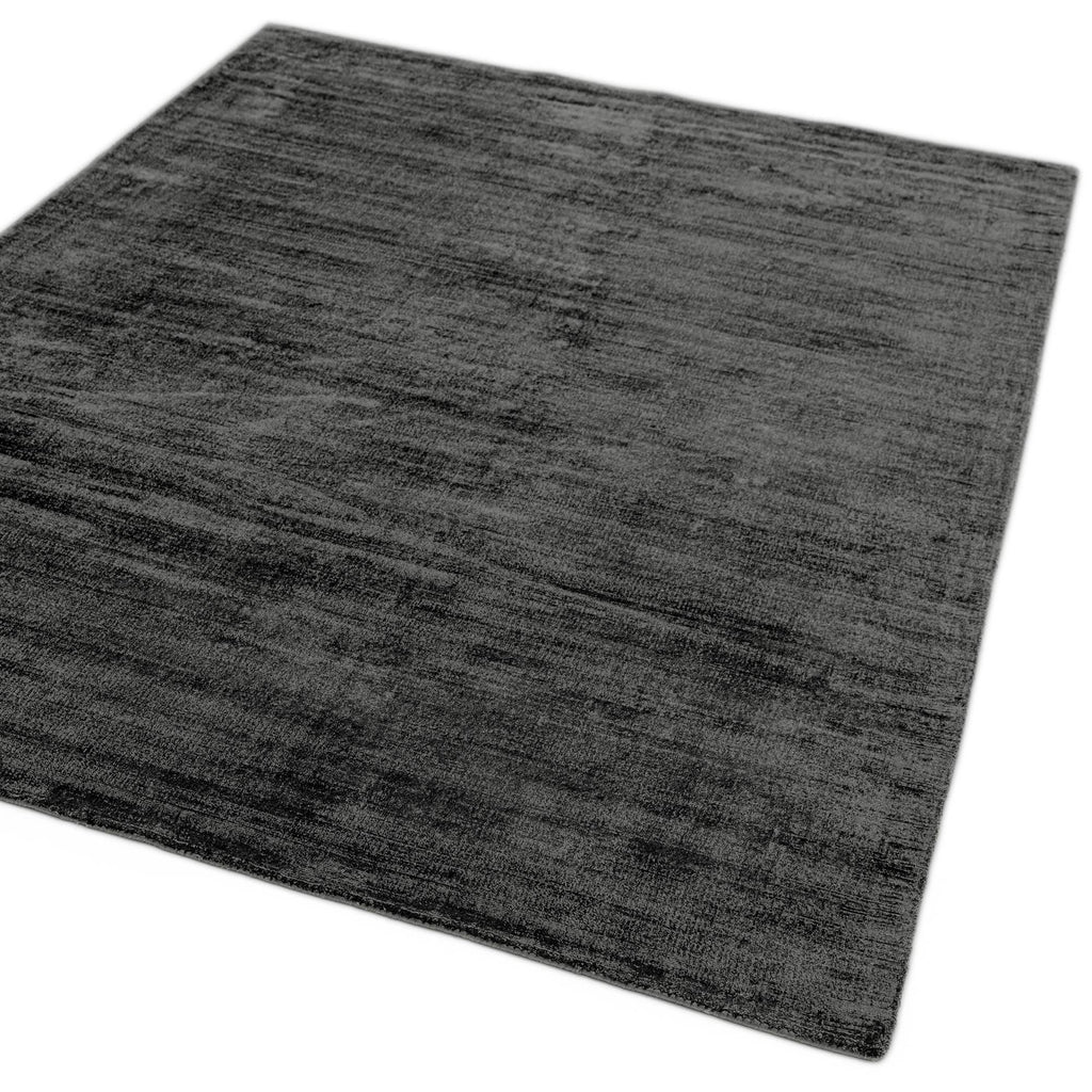 Blade Charcoal
