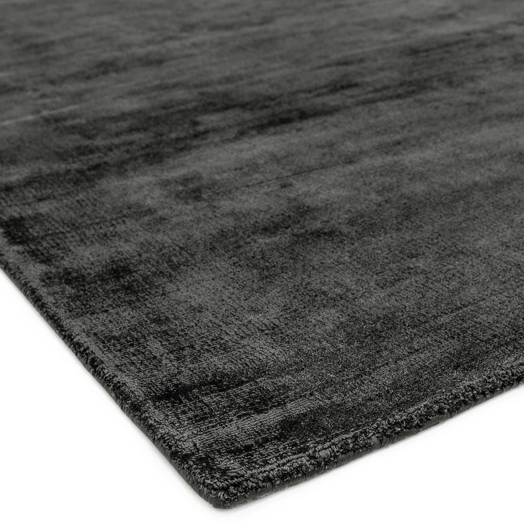 Blade Charcoal