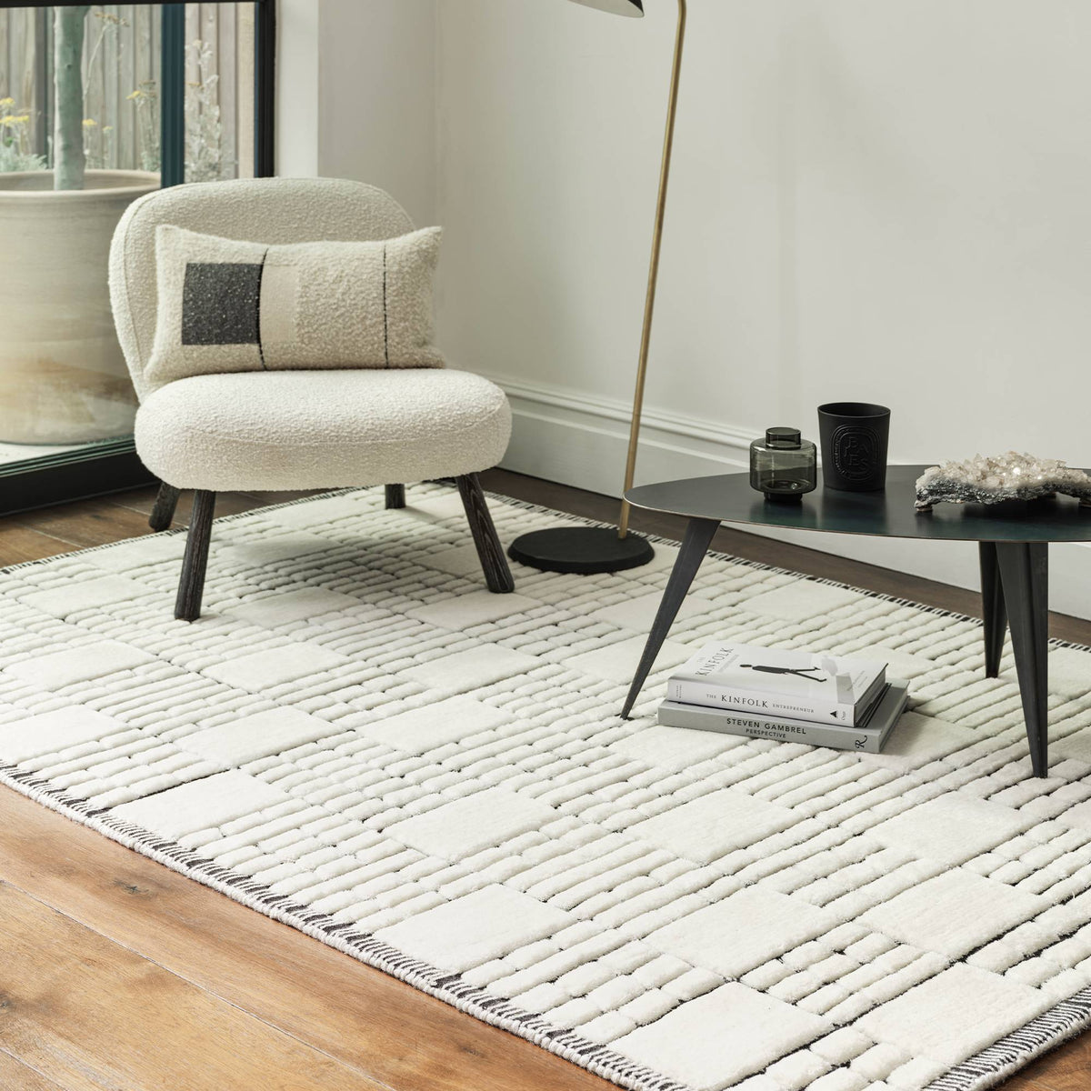 Empire Cream/Black Rug