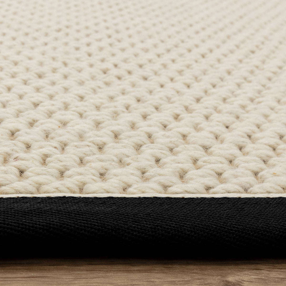 Korra Double Loop Charcoal Cream