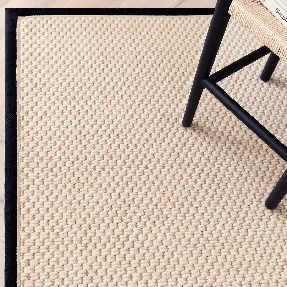 Korra Double Loop Charcoal Cream