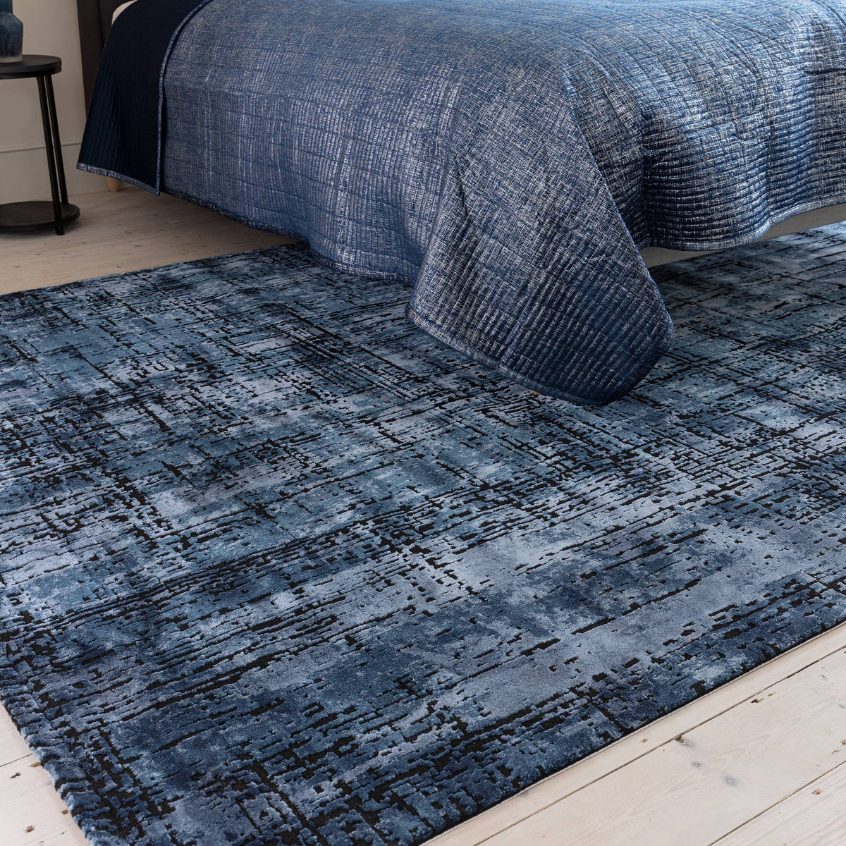 Kuza Abstract Navy Rug