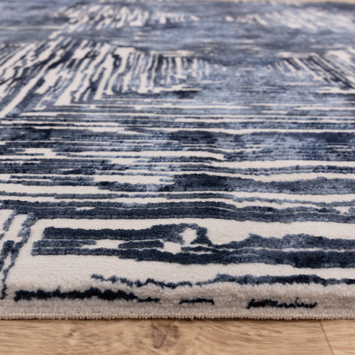 Kuza Portrait Navy