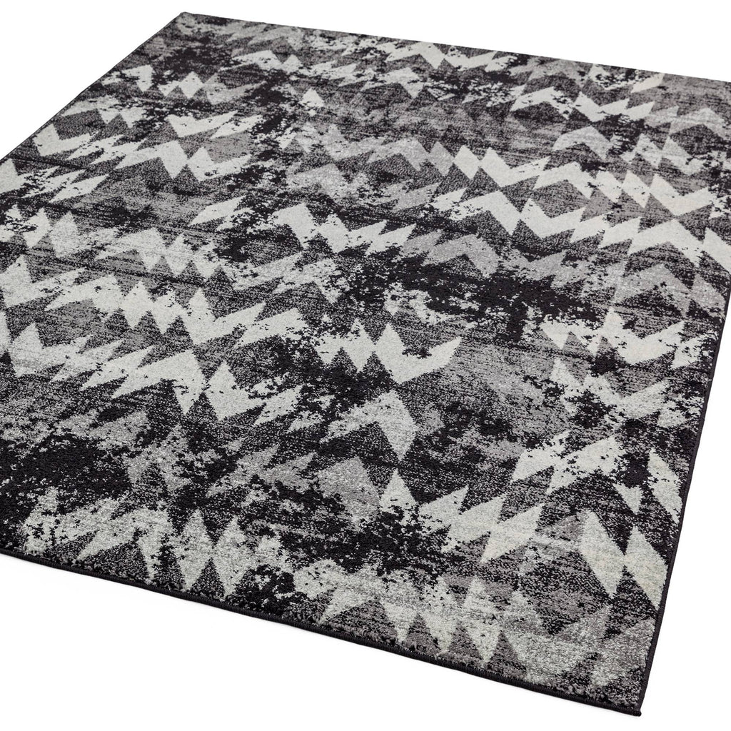 Nova NV28 Chevron Black