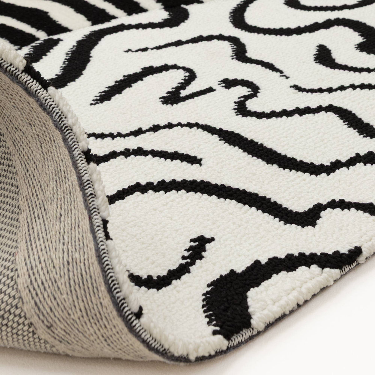 Wilder Zebra Mono