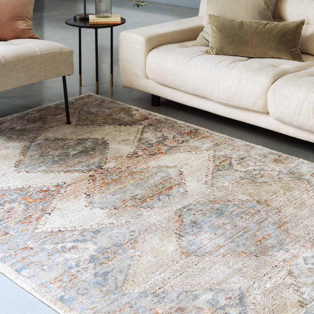 Zola Lisar Rug